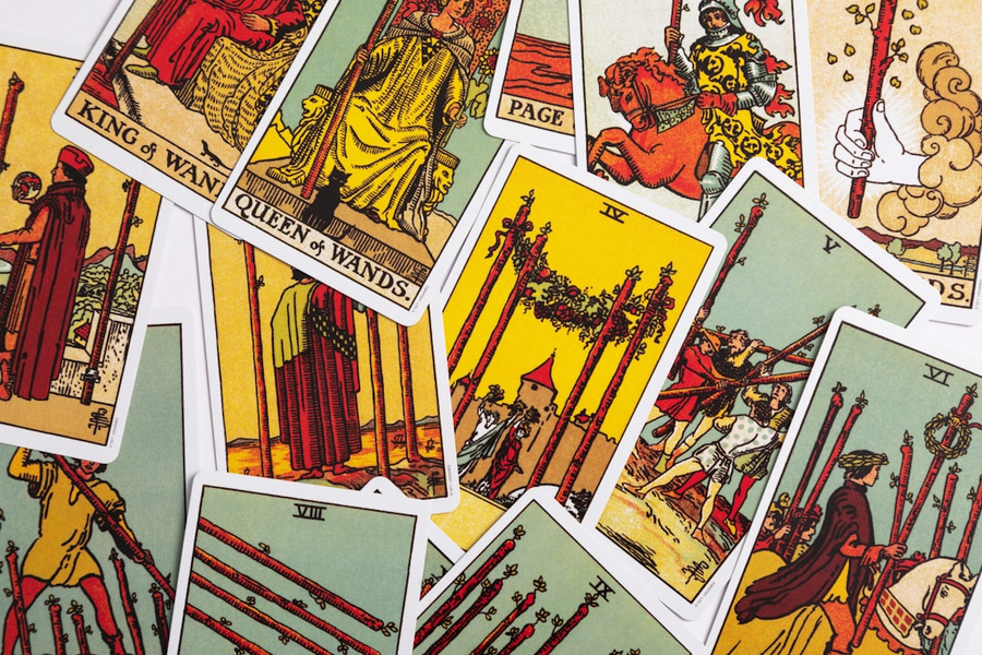 Harnessing the Eight of Wands Energy: A Guide to Embracing Swift Change