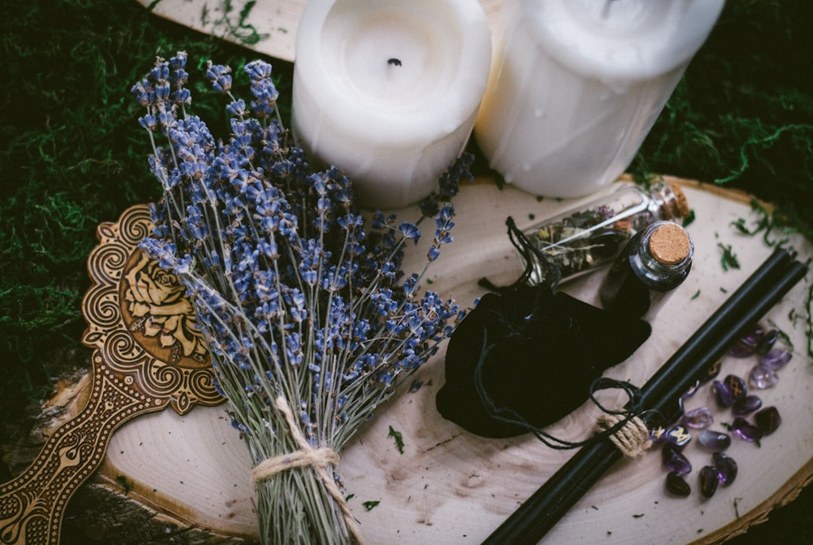 Harnessing The Star: Modern Witchcraft Rituals for Hope and Healing