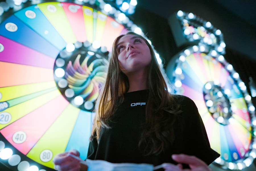 How the Wheel of Fortune Teaches Beginners About Life’s Cycles