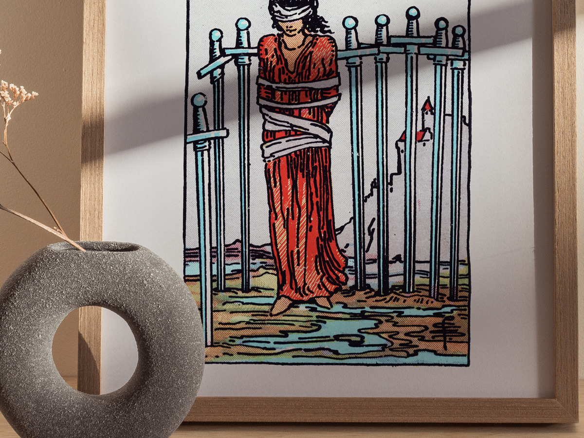 RW-Eight-of-Swords_scene-04