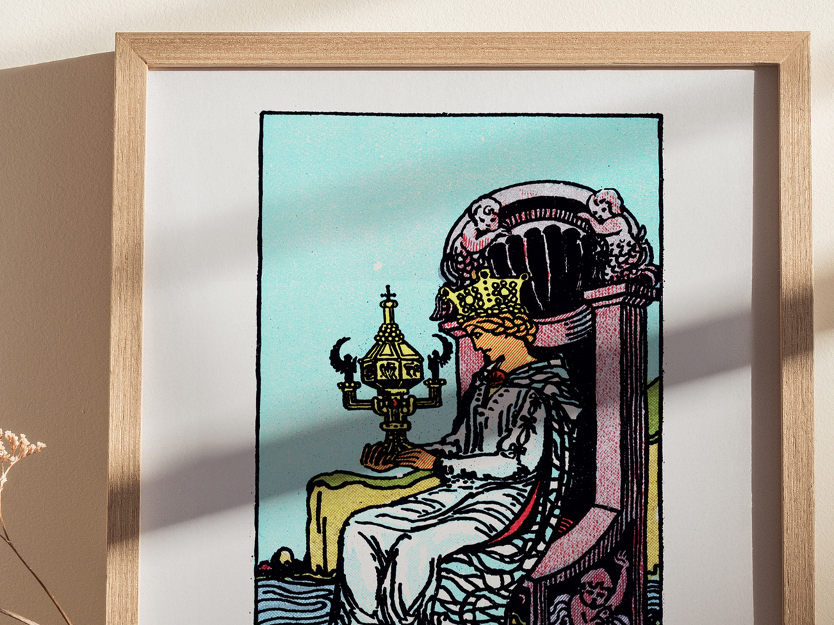 RW-Queen-of-Cups_scene-04b