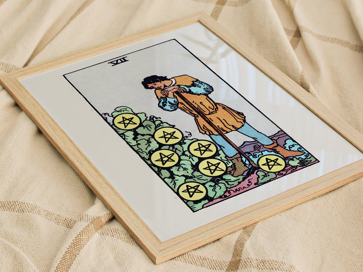 RW-Seven-of-Pentacles_scene-07