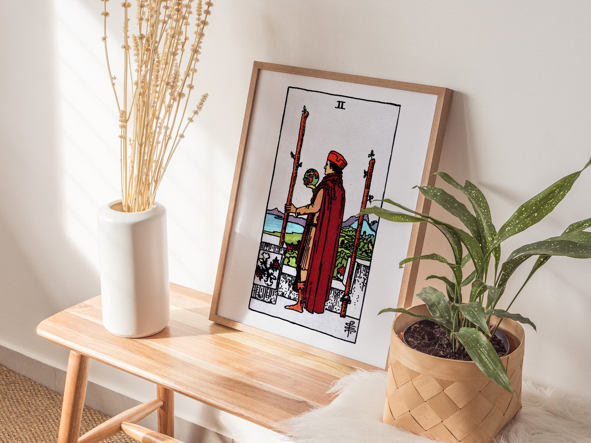 RW-Two-of-Wands_scene-01